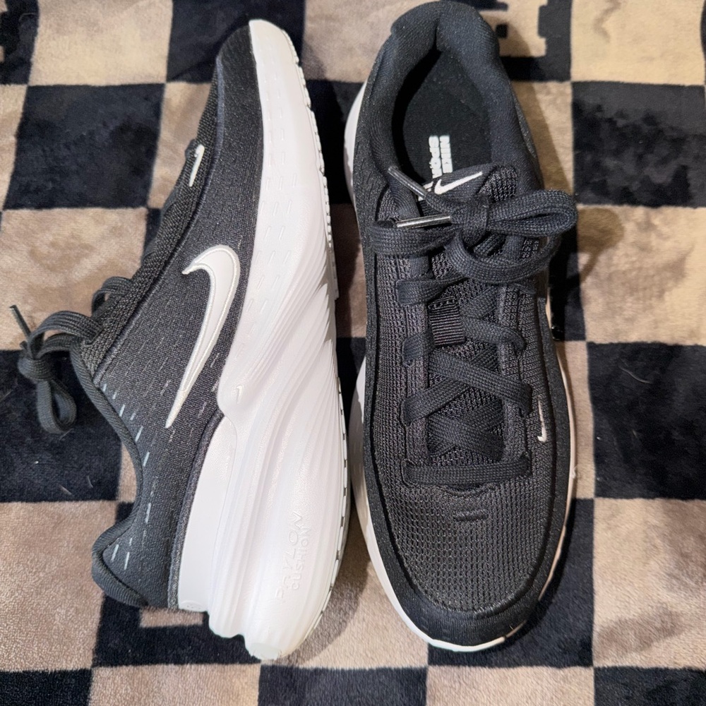Nike Dark Gray Sneakers
